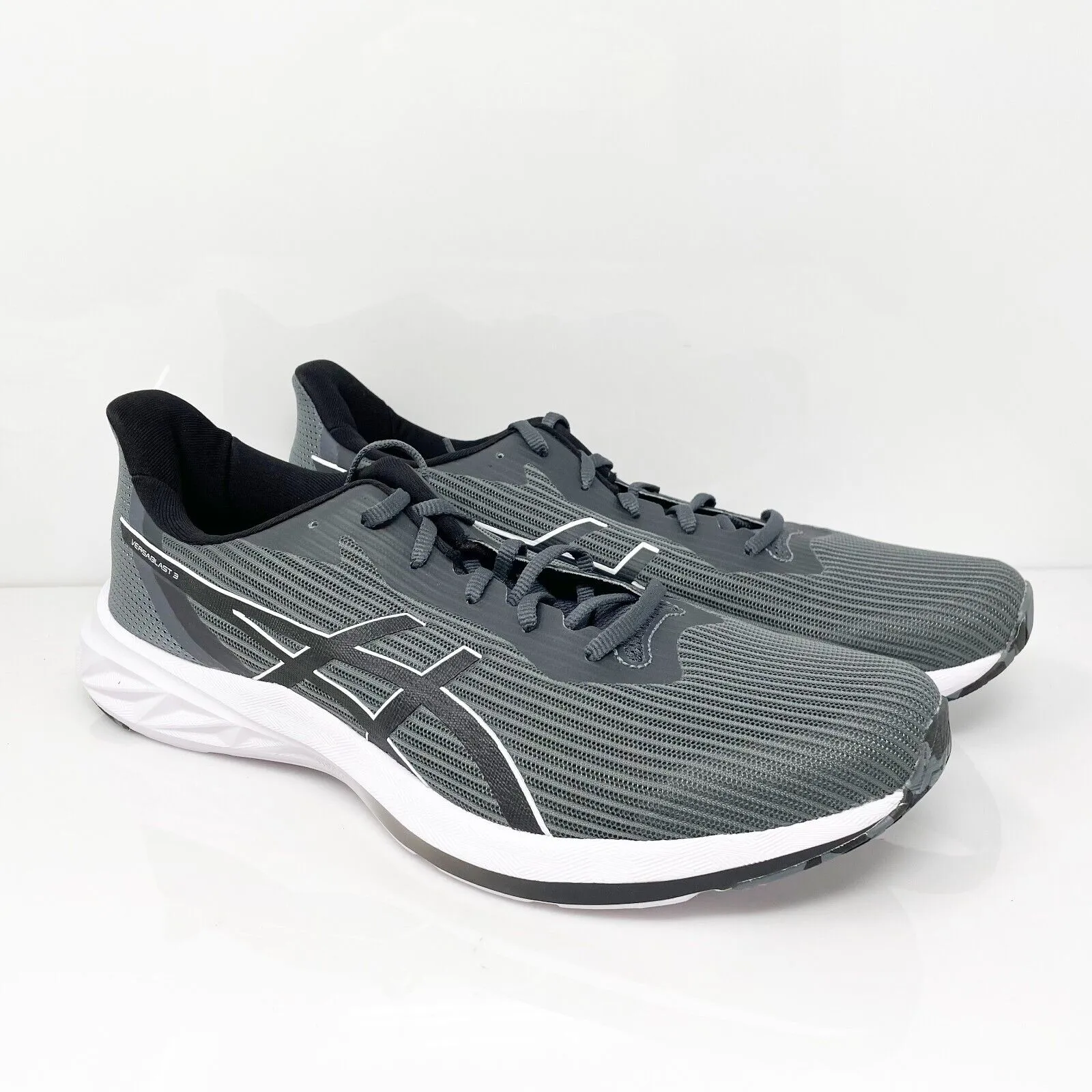 Asics Mens Versablast 3 1011B692 Gray Running Shoes Sneakers Size 13