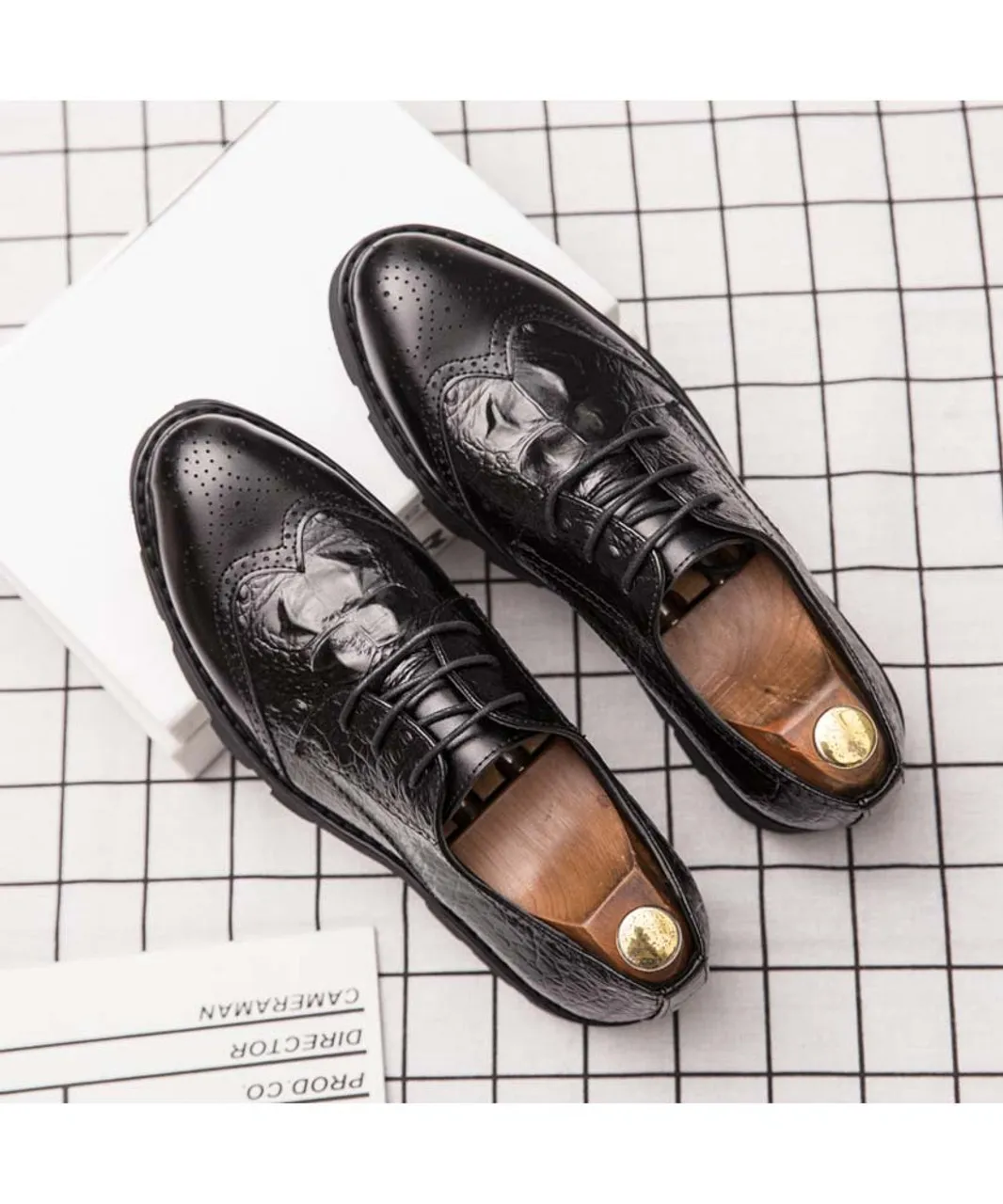 Black brogue croco skin pattern derby dress shoe