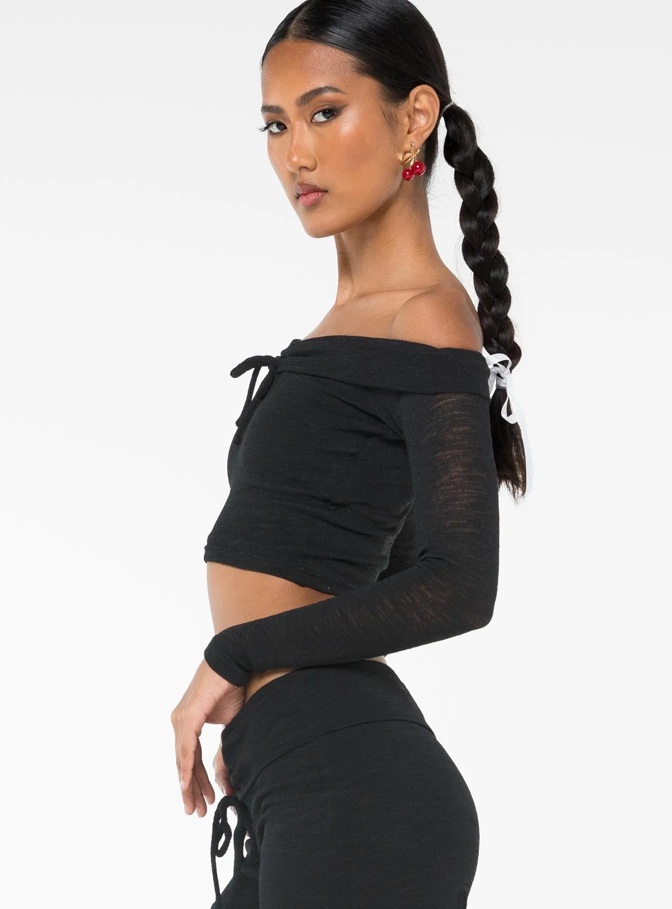 Laurenita Off The Shoulder Top Black