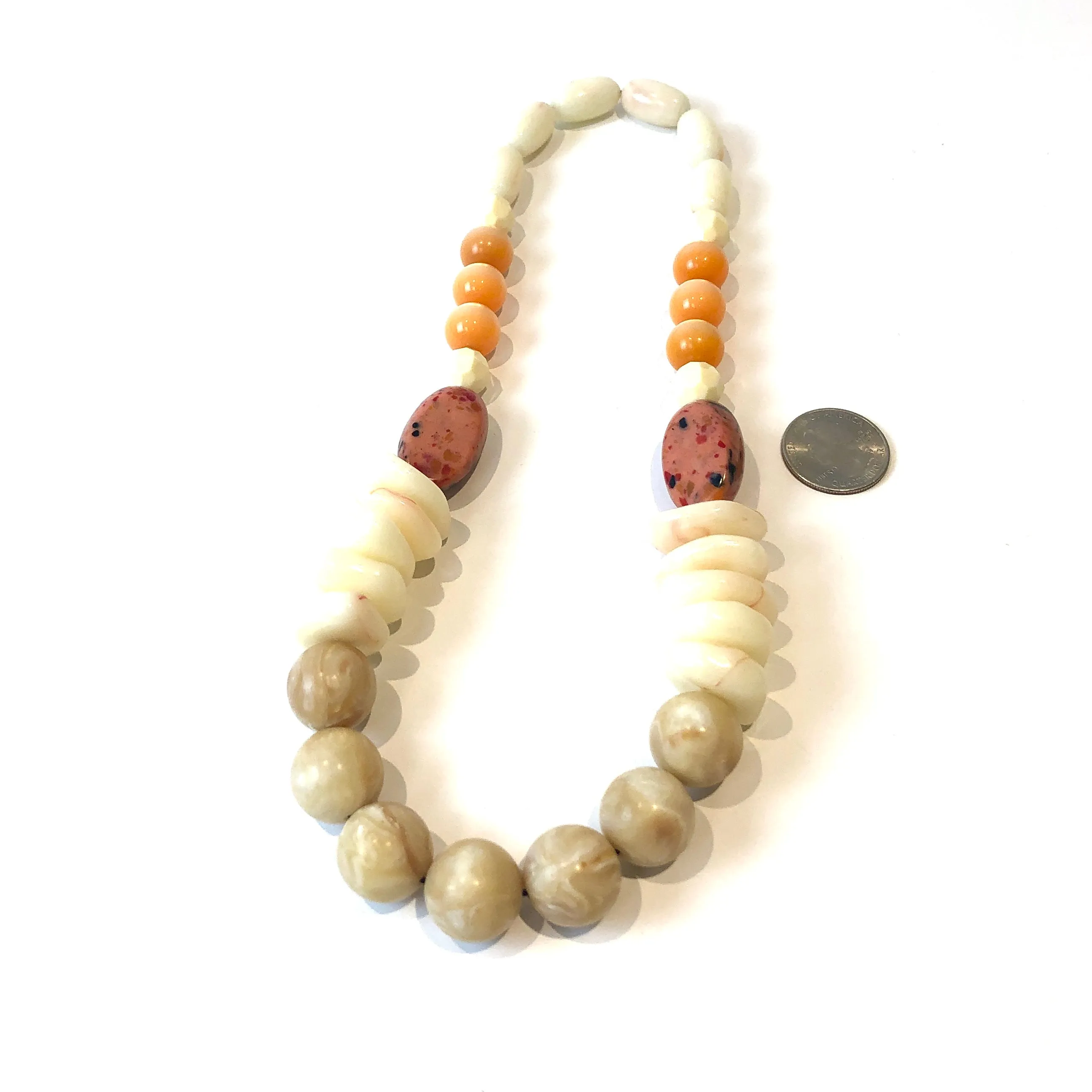 Mid-Mod Peach & Cream Lucite Stretch Bauble Necklace - Midi