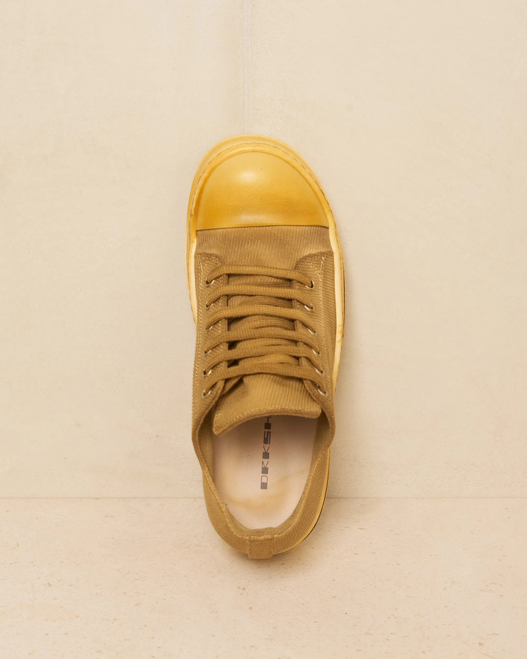 Mustard Low Sneakers