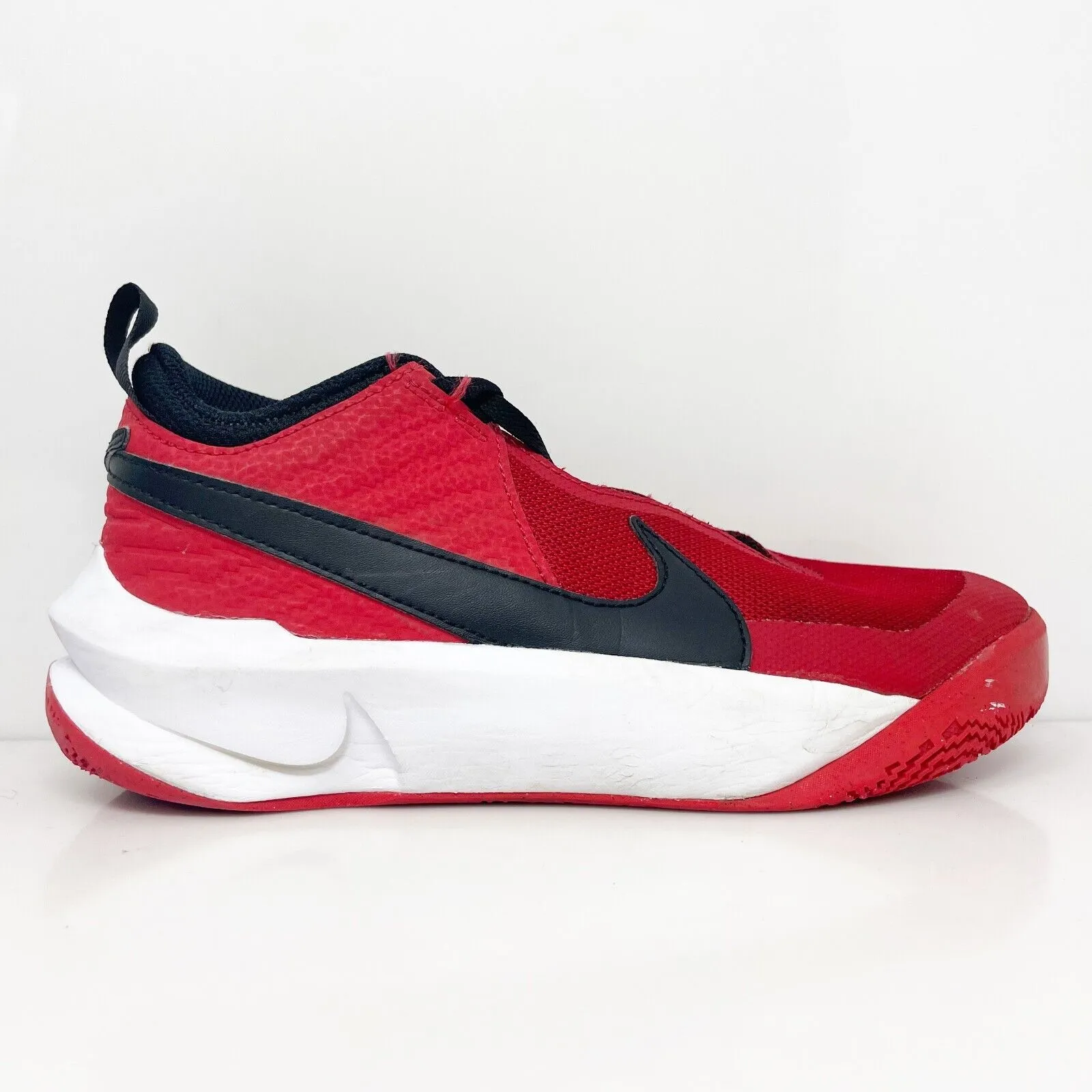 Nike Boys Team Hustle D10 CW6735-600 Red Basketball Shoes Sneakers Size 5Y