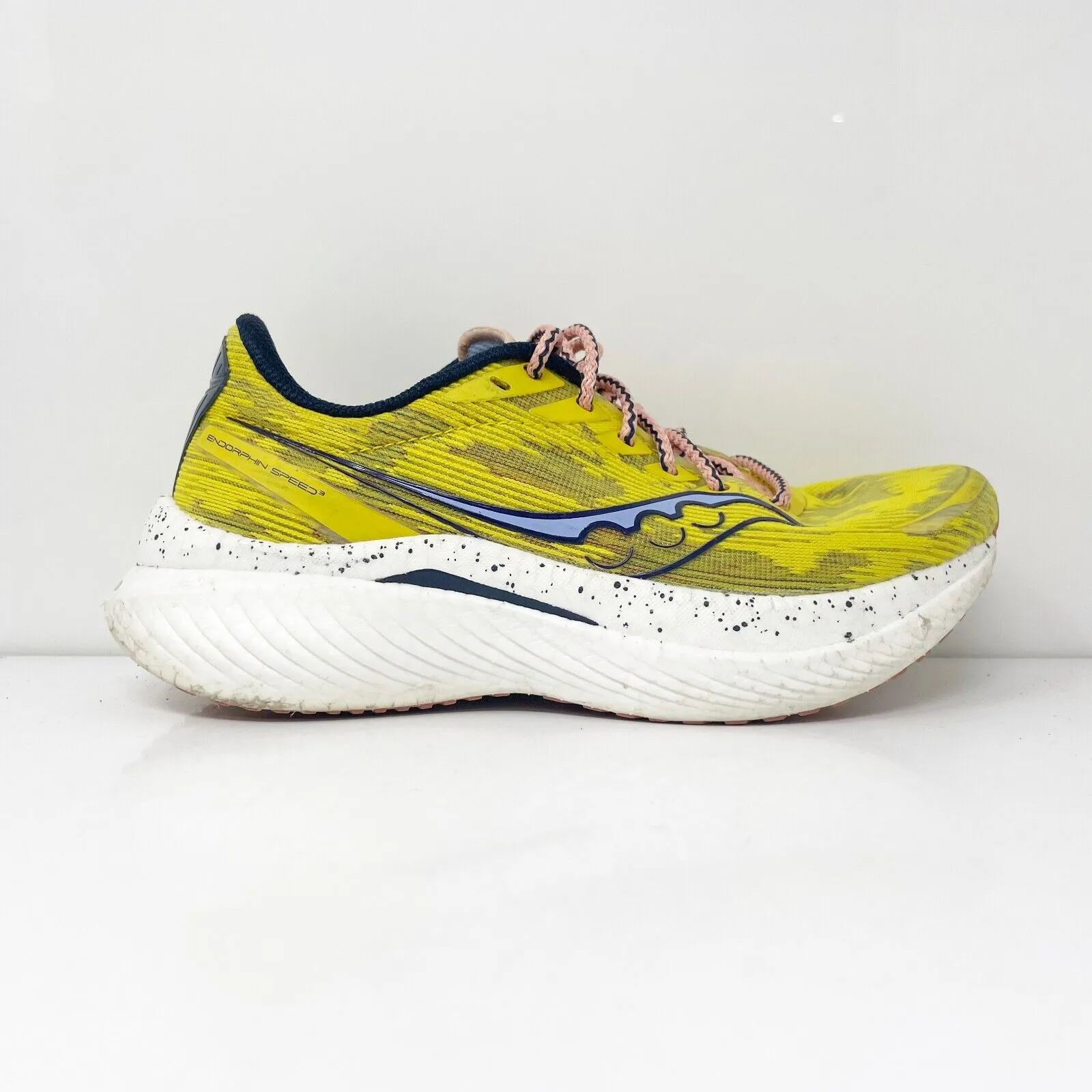 Saucony Womens Endorphin Speed 3 S10756-35 Yellow Running Shoes Sneakers Size 7