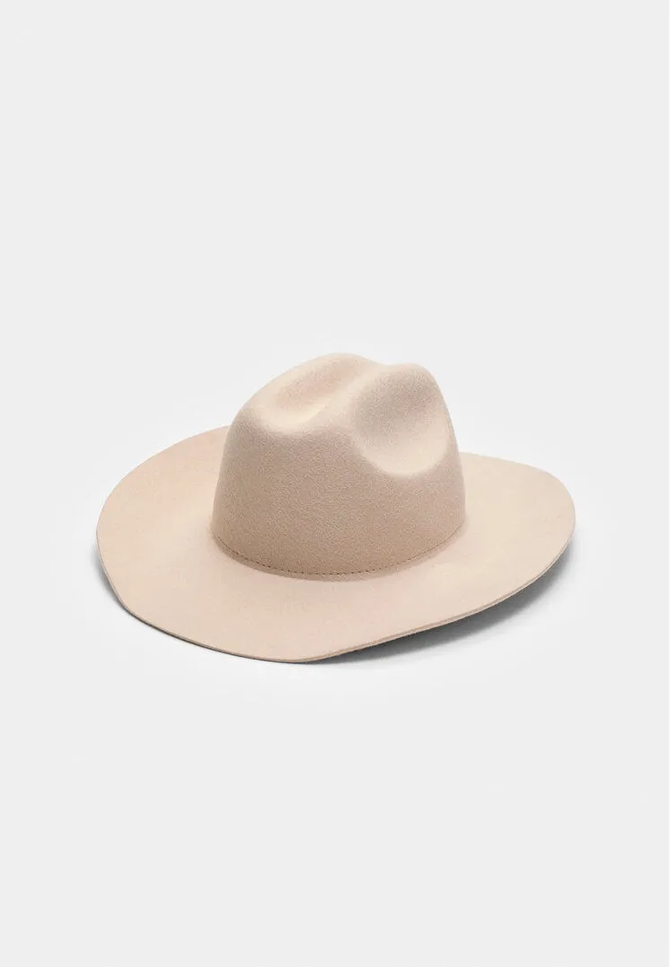 Stradivarius Cowboy hat  Ecru OS